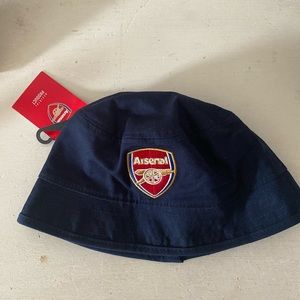 *New* Arsenal Bucket Hat - Reversible